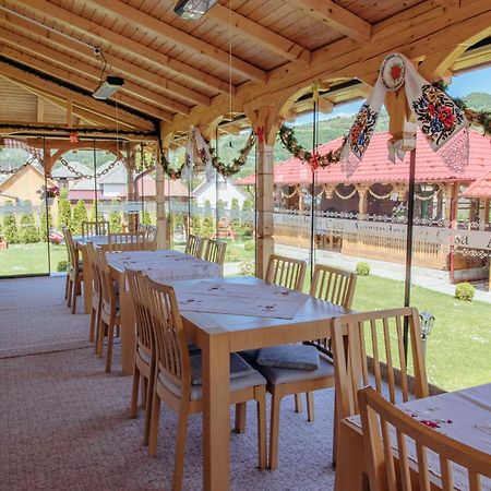 Casa Alexandru - Locul In Care Te Simti Acasa Hotel วิโชเดโจส ภายนอก รูปภาพ