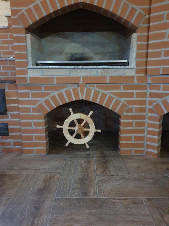 Casa Alexandru - Locul In Care Te Simti Acasa Hotel วิโชเดโจส ภายนอก รูปภาพ