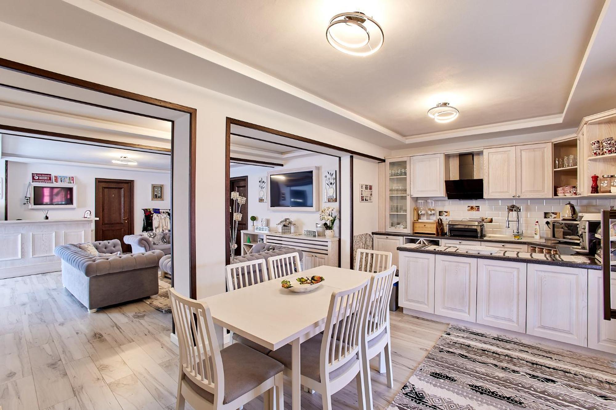Casa Alexandru - Locul In Care Te Simti Acasa Hotel วิโชเดโจส ภายนอก รูปภาพ